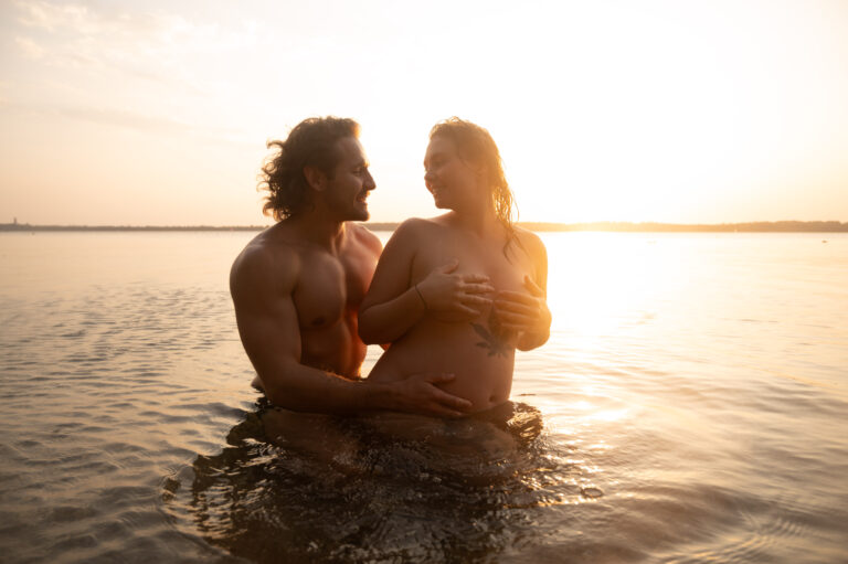Melli_Preggy-53
